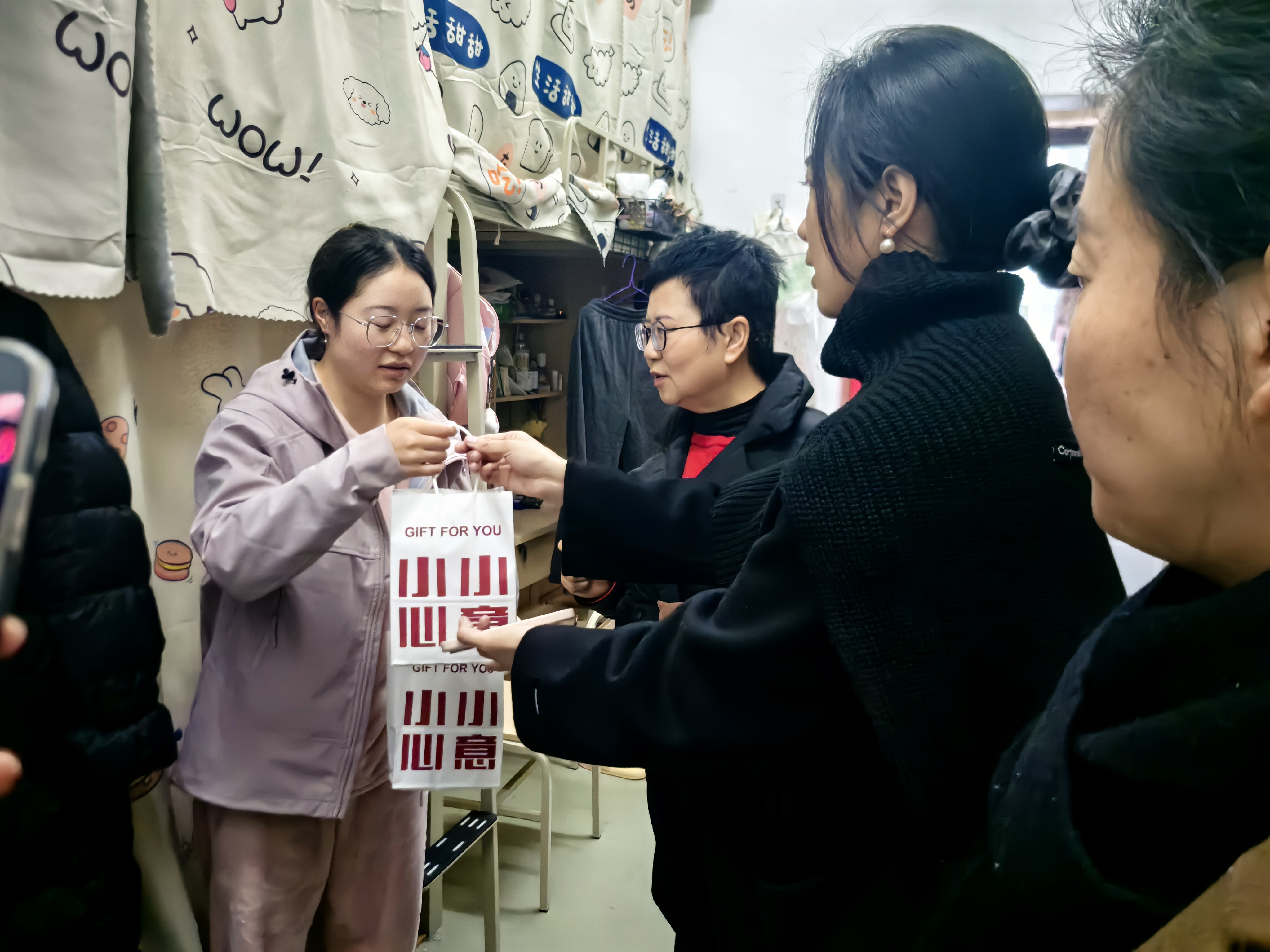 6415865abf6c2f4b6759d0f4c0d2c1b8 6415865abf6c2f4b6759d0f4c0d2c1b8