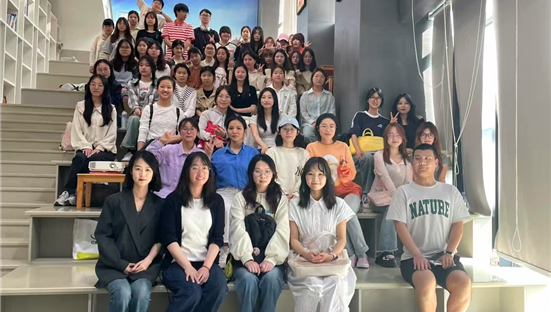 我院2022级英语专业学生赴企业开展翻译专业实训