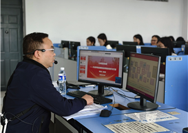 从课堂到竞赛：赋能外语教育新生态——我院举办创新创业项目培育专题讲座