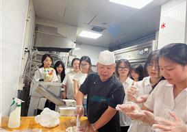 知行践学，百味研学—— 2023级英语（本）1班学子赴神仙树金阁酒店开展专业见习